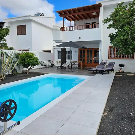 Villa Anna With Heated Pool Puerto del Carmen (Lanzarote)