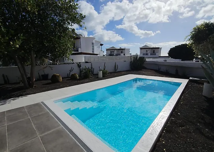 Anna With Heated Pool