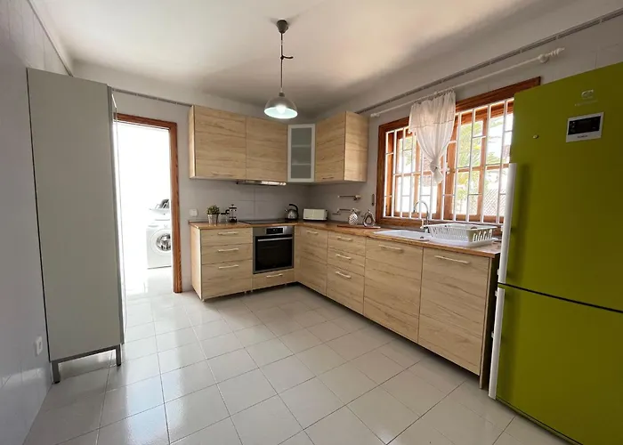 Villa Anna With Heated Pool