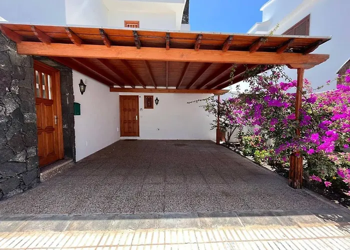 Anna With Heated Pool