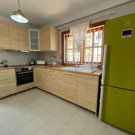 فيلة Anna With Heated Pool بويرتو ذيل كارمين